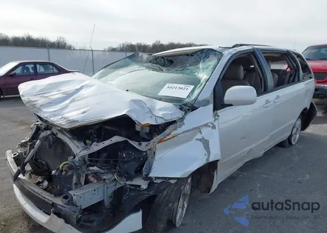 2008 Toyota Sienna Xle from USA, damaged, VIN 5TDZK22C48S212820